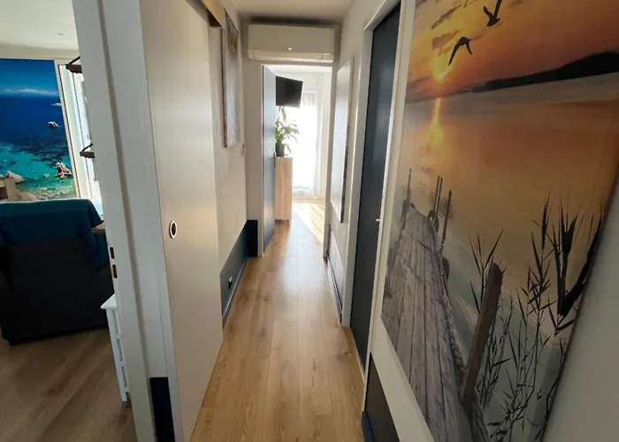 T3 - Front De - Parking - Confort Apartment Ajaccio (Corsica)